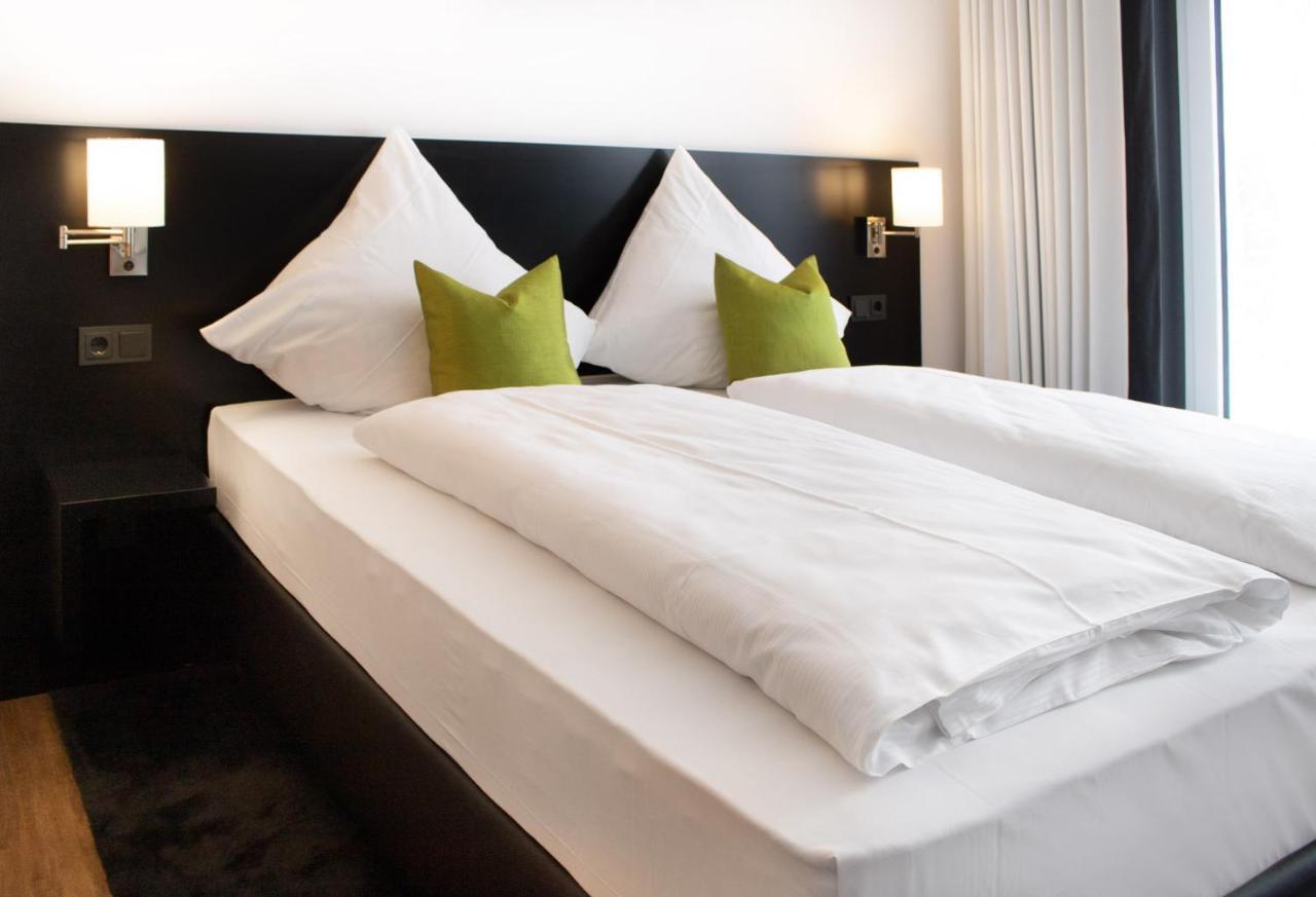 Rhe Hotel By Wmm Hotels Rheinau Luaran gambar